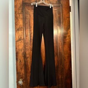 offline by aerie black cris cross waist flare leggings